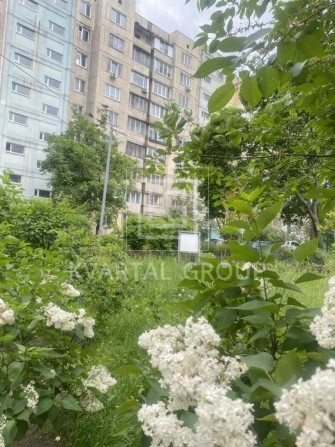 Простора 3-кімнатна квартира під ремонт біля Лівобережної - фото 1