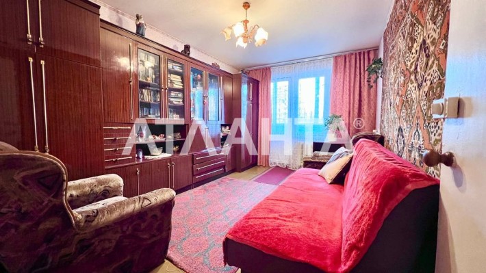 Продаж 3-кімнатної квартири біля метро Оболонь — 5 хвилин пішки - фото 1