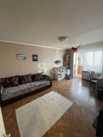 3к квартира з ремонтом біля озера вул. Ревуцького 8 - фото 1