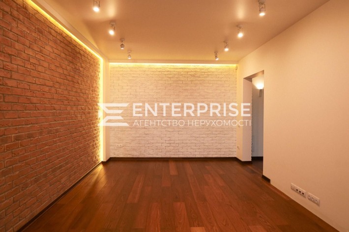 Продаж 3к. квартири вул. Автозаводська Оболонський р-н - фото 1