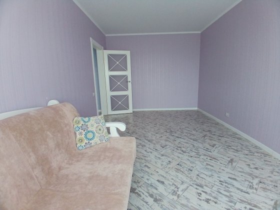 2-х кімнатна з якісним ремонтом. Є генератор Київ