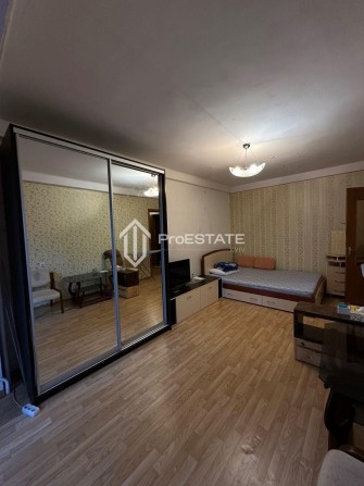 Продаж квартири Русанівка - фото 1