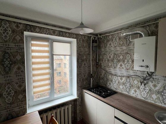 Продам 2-кімн. Бойчука Михайла вул. 6а, 44 м.кв. з ремонтом. Київ