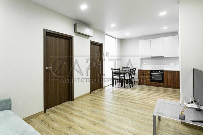 Продаж квартири, ЖК Новопечерська Вежа, вул. Михайла Бойчука - фото 1