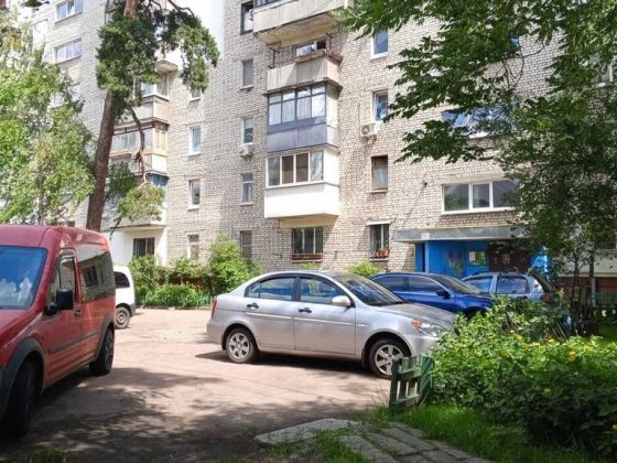 Без комісії! Продам 2 кімн. вул. П Петриченка(Волго-Донська) 66, (газ) Киев