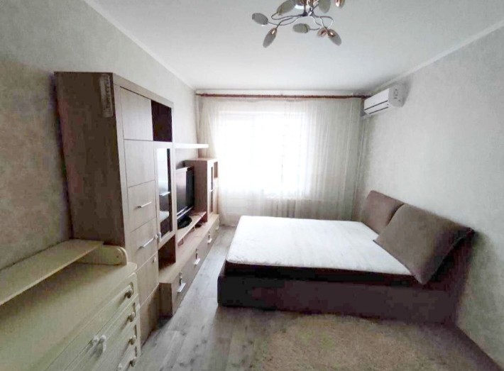 Продаж 1-кім квартири вул Милославська, 45 - фото 1