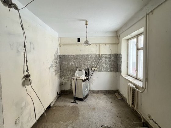 Продаж 3к кварт Коновальця Щорса Печерськ Киев