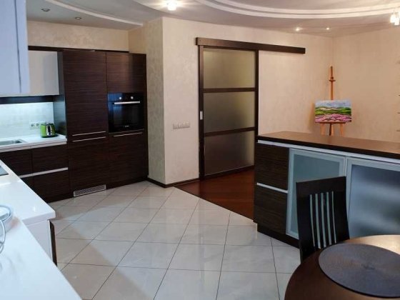 4-х кімнатна 142 м,  вул. Дніпровська набережна,19,  ТРЦ  River Mall Киев