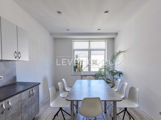 Пентхаус в історичному центрі Києва, вул. Круглоуніверситетська,3-5. Київ