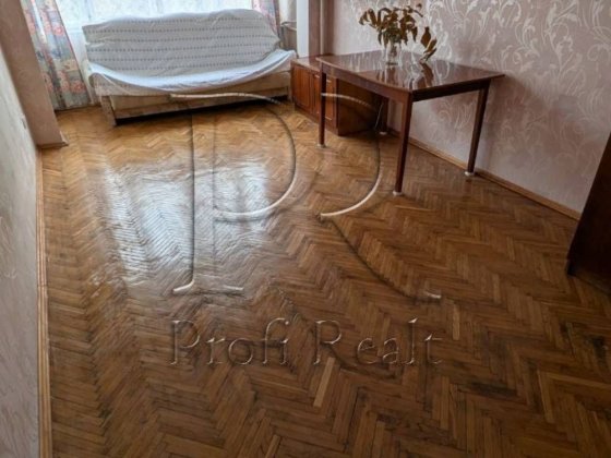 Продаж затишної 1 кімн. кварт. Русанівка Ентузіастів 31 Киев