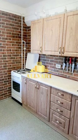 Продаж 2к квартири ремонт, Лісовий масив, вул. О. Левицького Курчатова - фото 1