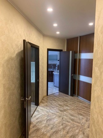 Продаж 2-х кімнатної квартири вул. Драгоманова, 40-Є, 81 кв.м. - фото 1