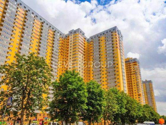 Продаж 2-кімнатної квартири, ЖК На Кондратюка, можна і під комерцію Київ