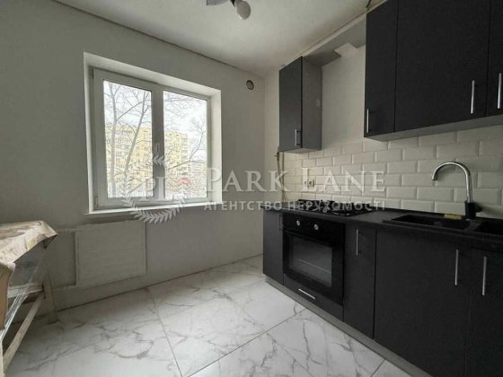 Оболонь Продаж 3к квартири 80 кв м Героїв Дніпра 32б метро 3 хв пішки Киев