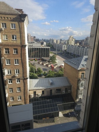 м.Палац Україна.Предславинська 26а.4-х.кімнатна 85м2. - фото 1