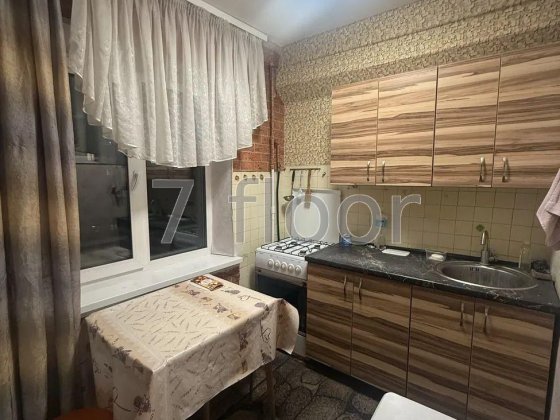 2 кімнатна квартира, метро Лівобережна, Дніпровська набережна Київ