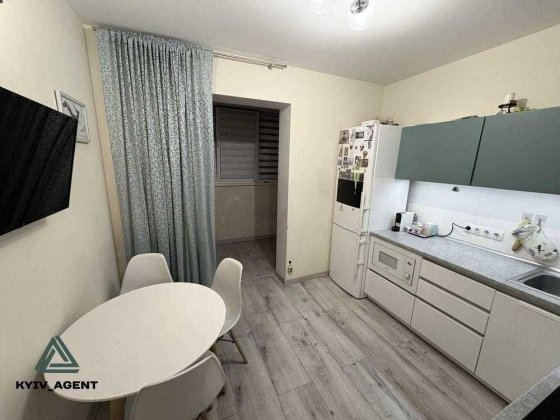 WOW!!! ПЕРШИЙ поверх ! 1 кімнатна 41 м2 в ЖК Патріотика ! Киев