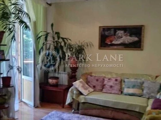 Продам 3к квартиру с ремонтом сталинка Монтажников Соломенский Киев