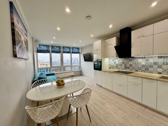 Без комісії! Є генератор! Сімейна 3-кім з видами на озера в ЖК Венеція Киев