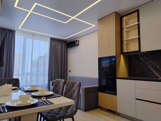 1к квартира з ремонтом 48м2 в Жк "Варшавський 2"/"Варшавский" м.Нивки Киев