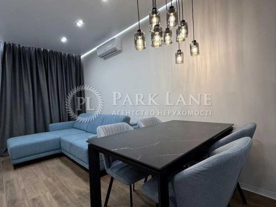 Продаж 3к квартири з ремонтом Варшавський Ретровіль Змієнко ТОП Київ