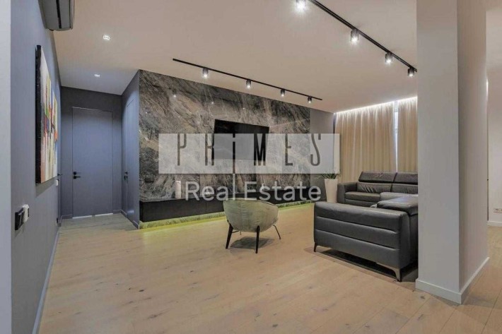 Продаж 3к квартири в ЖК "Новопечерські Липки", вул. А. Верхогляда, 17 - фото 1