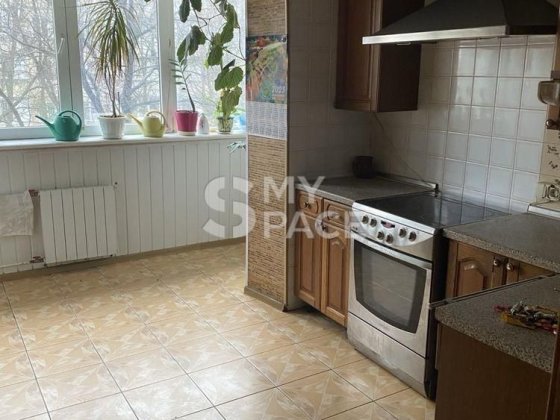 Продаж 2к.кв просп. Свободи 6а Киев