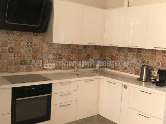 Вітряні гори ЖК Паркова Вежа Перемишльська, 2г (Червонопільська 2г) Київ