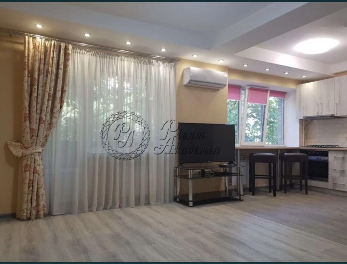 продаж затишної 1-кімн. квартири, вул. Бойчука, буд. 34 - фото 1