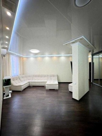 ЖК Ліко-Град, Голосіївський, Васильківська, Виставковий центр - фото 1