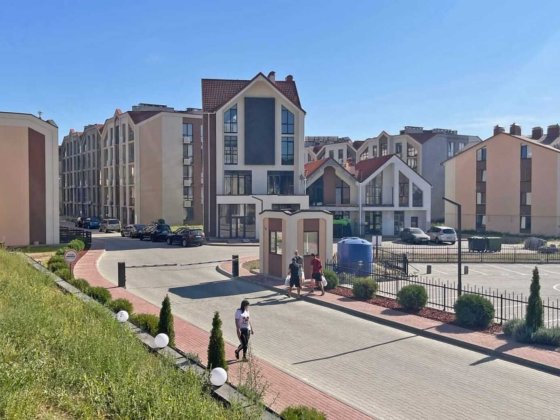 БЕЗ% 2КІМН квартира від забудовника 20хв м.АКАДЕМ. Розтер-ання 24 міс. Киев