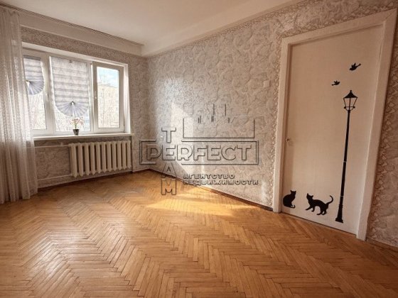 Продаж 2к квартири Кирилловская 115/2 / Кирилівська 115/2 Київ