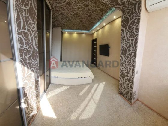 Продаж 3-К квартири Академмістеечко ЄОселя Киев