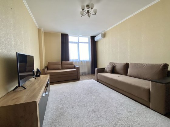 БЕЗ % 1к, просп.Гузара 46-Б, з КОМОРОЮ 2,5 кв.м,Берестейська,Вокзальна Киев