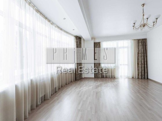 Продаж 3к квартири, вул. Олександра Кониського, 44, Центр Киев