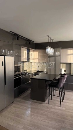 2 кім перероблена в велику однокімнатну з кухнею студією ParkLand газ - фото 1