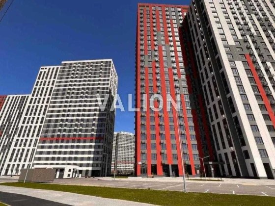 Продаж 1 квартири ЖК Варшавський+ Киев