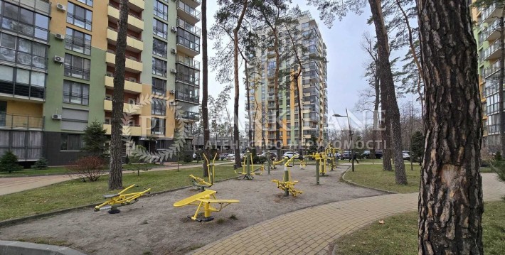 ЖК Відпочинок, продам квартиру з ремонтом, Петрицького 21а - фото 1