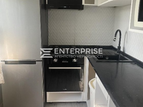 Продаж 2к квартири вул. Івана Виговського, 12А Подільський район Київ