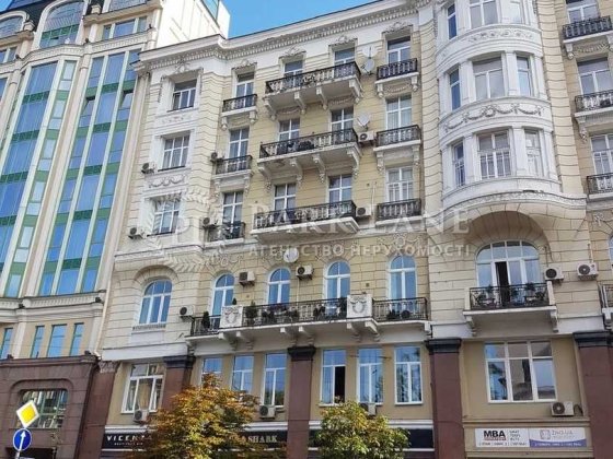 Краща вартість 1к 40м2 Хмельницького Богдана 32 Театральна Університет Киев