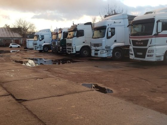 Парковка  для грузовых авто Прилуки
