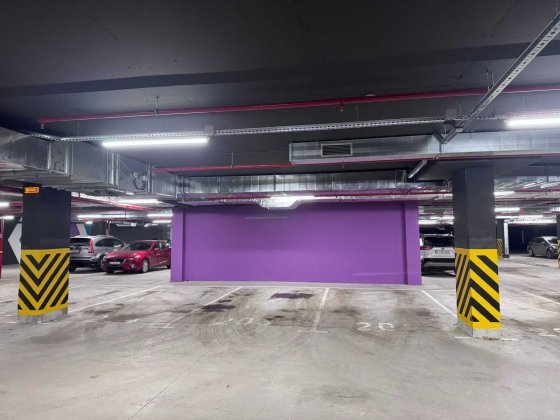 Паркомісце на Манхетені. Івано-Франківськ