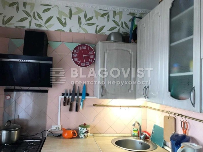 "Розпашонка" Продаж Порика, Правди проспект, 2 кім, 44кв.м, 56000у.е - фото 1