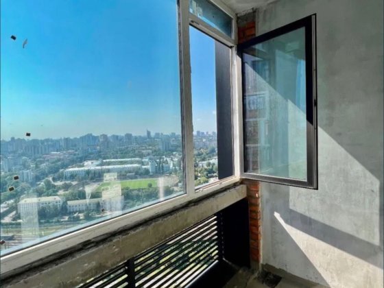 ВЛАСНИК ЖК Манхеттен 1 к.кв 85000$ Право аласності більше 3 роківв без Киев