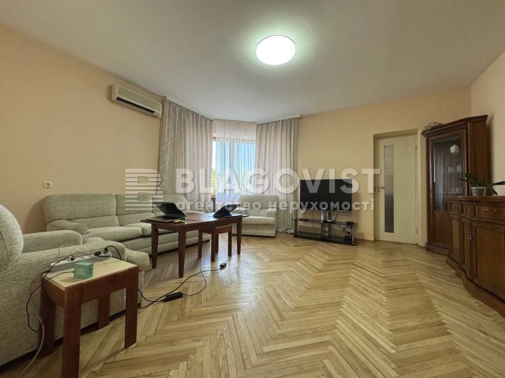 Продаж 4-х кімн Хрещатик 4, Майдан Незалежності,Центр - фото 1