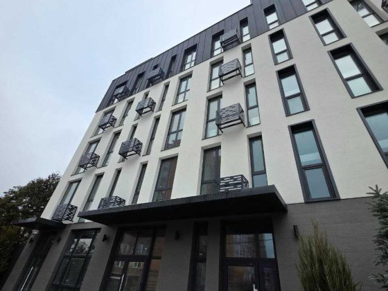 Продам смарт-квартиру .Метро 5 хвилин. Академмістечко Киев