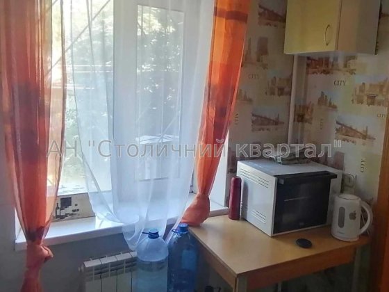 метро Вокзальна Соломʼянка вулиця Тополєва 5 Киев