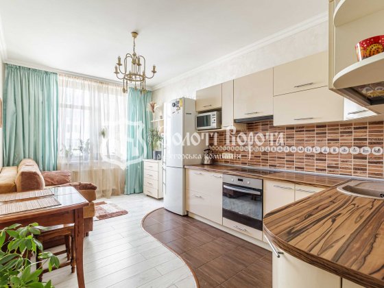 Квартира, 1к. Євроремонт. Наумовича, 4, Біличі, Святошинський район Киев