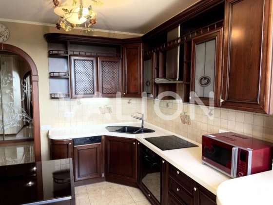 Продам 2кім.квартиру Святошинський Мудрака Олега,66 єОселя Киев