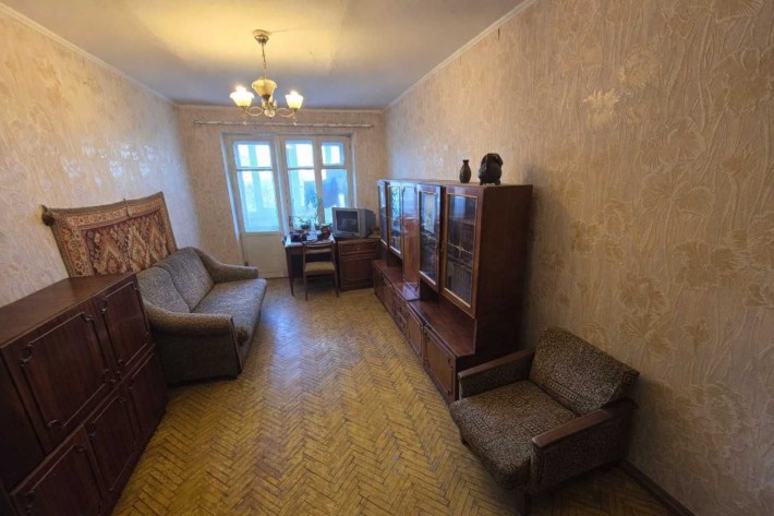 Продам 2к. кв. Сертифікат, держ програми - фото 1